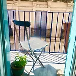 A Avec Balcon *