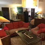 A Avec Balcon Διαμέρισμα *