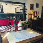 A Avec Balcon Διαμέρισμα