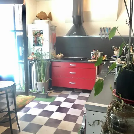 Appartement A Avec Balcon