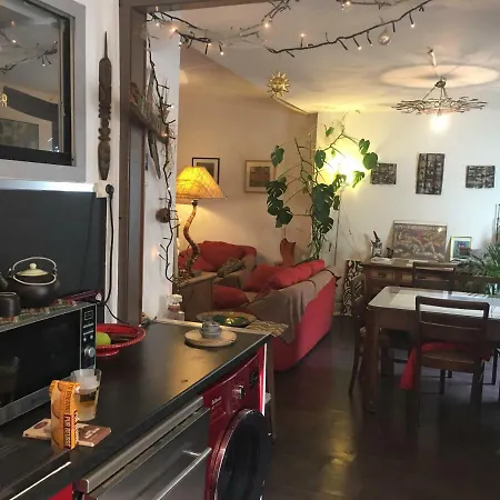 Appartement A Avec Balcon