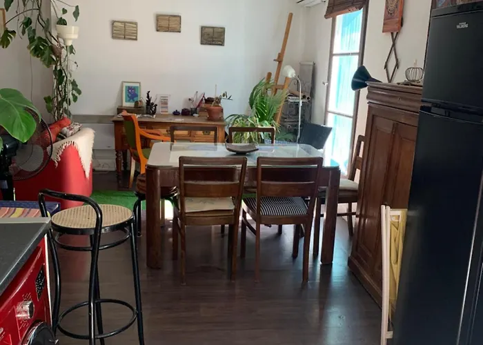 A Avec Balcon Lägenhet Sète