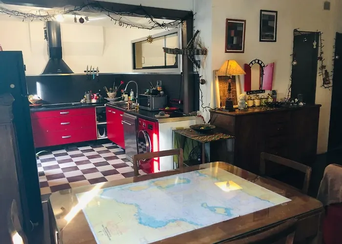 A Avec Balcon Lägenhet